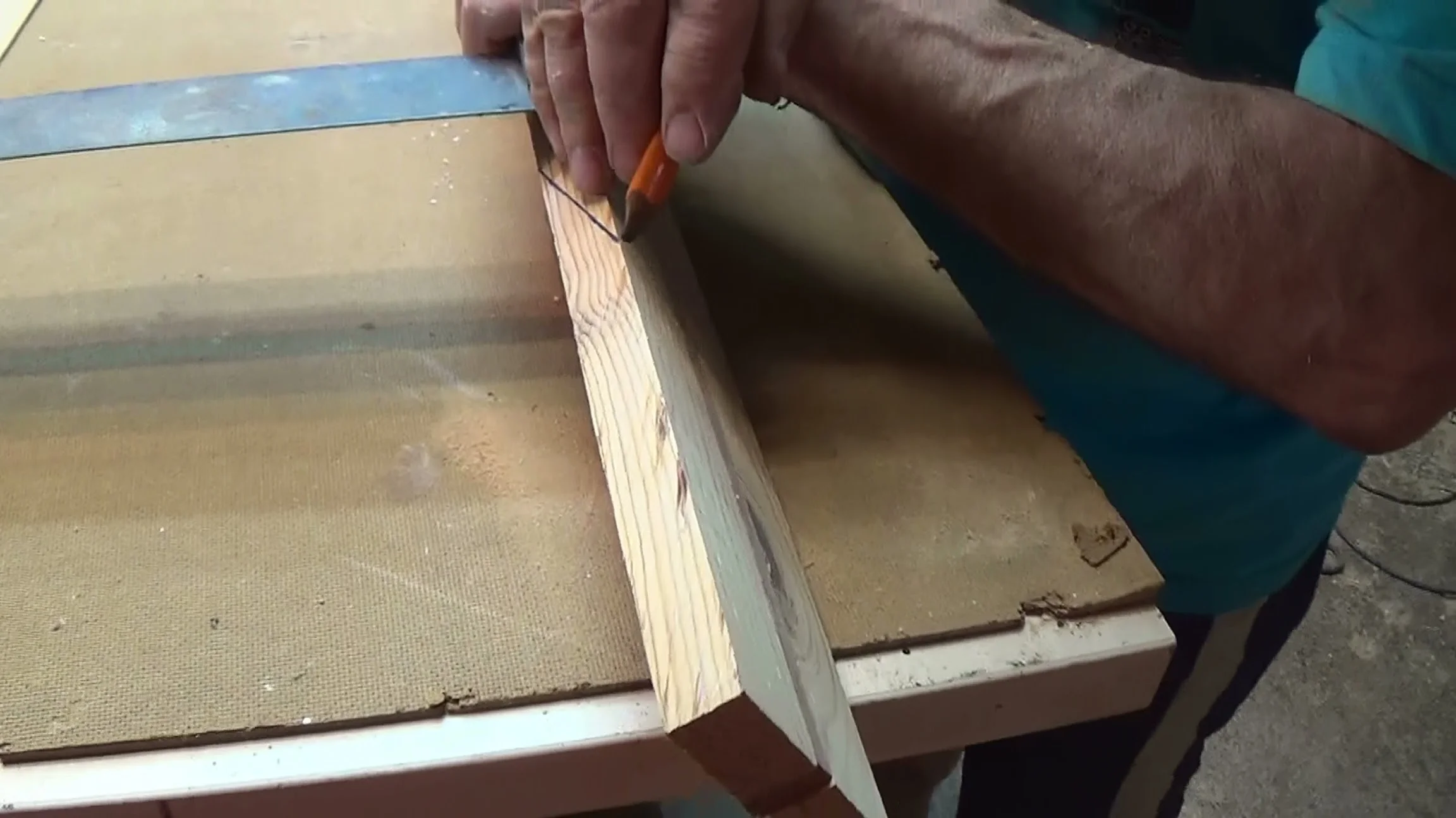 marcação do headstock para corte em 15 graus